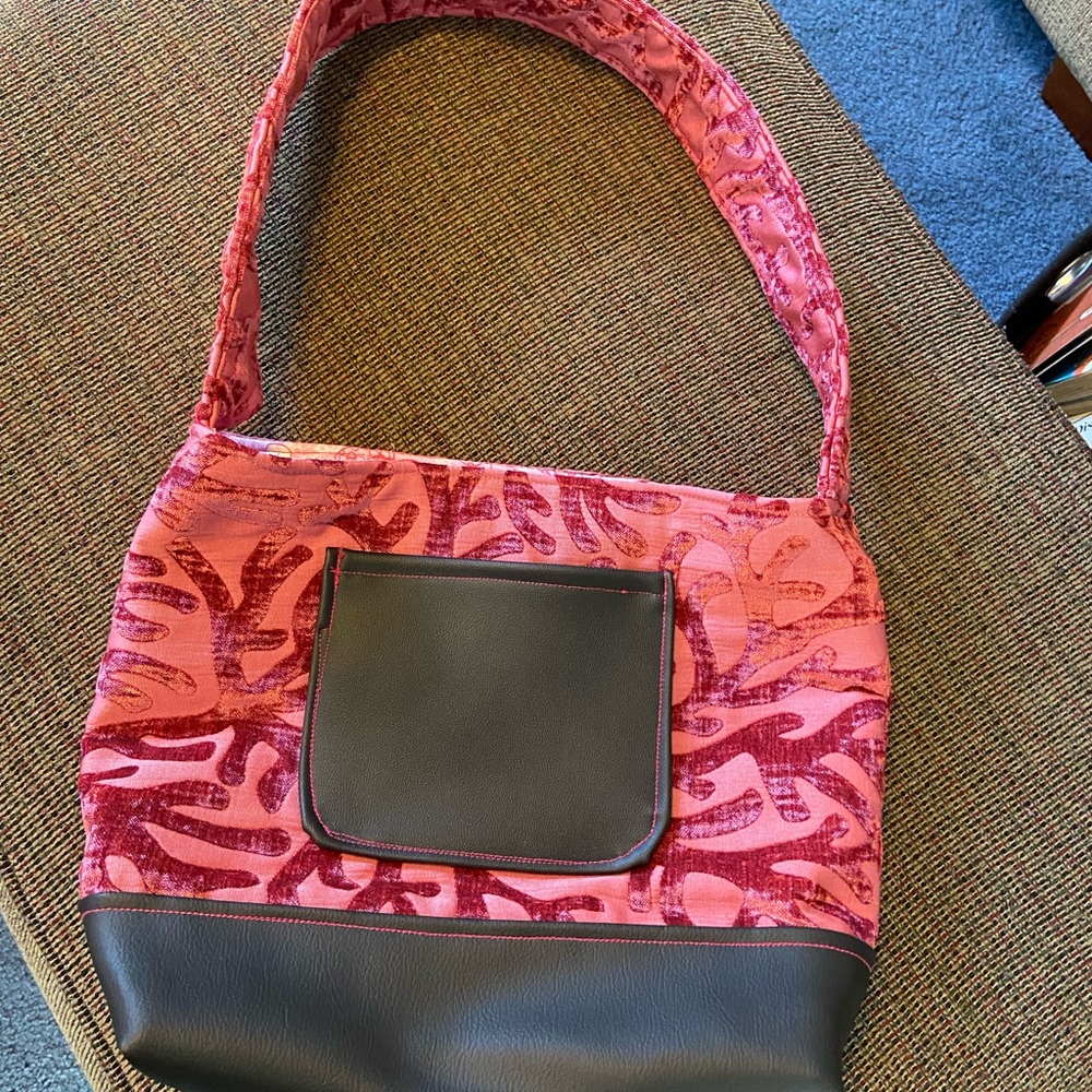 Stylish Pink and Black Women's Bag